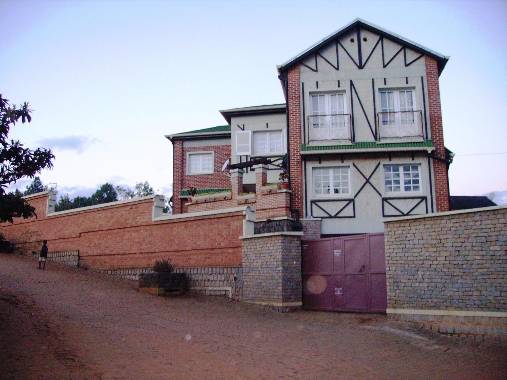 Appartements D'Hotes Marciloui Antsirabe Zewnętrze zdjęcie